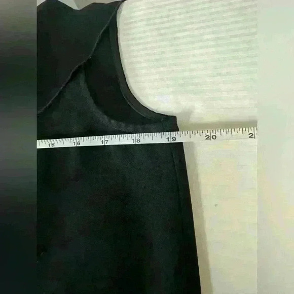 Banana Republic Capsule Black Shift Dress 8 Flutter Sleeve Crepe Minimalist Chic - Picture 8 of 9